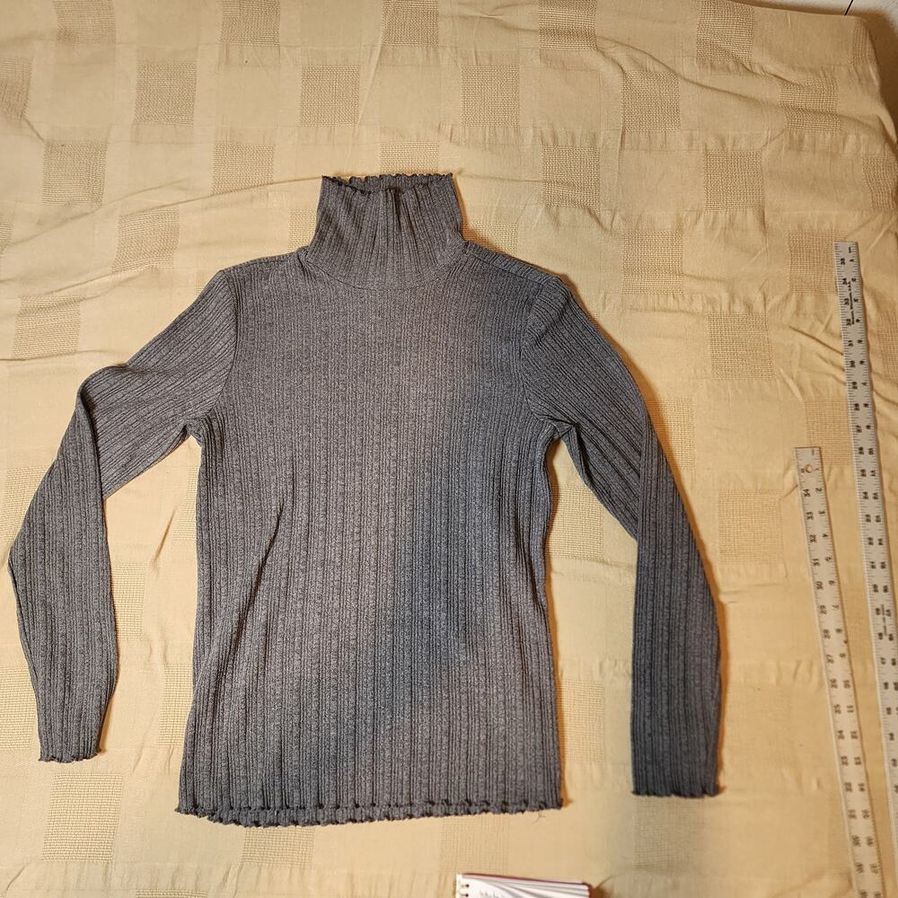 Turtle Neck-Grey-Falls Creek Size Medium Womens